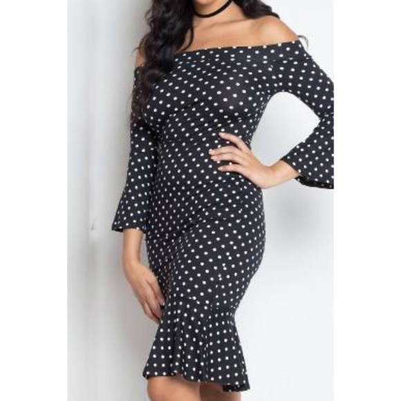 Palm Beach Boutique Dresses & Skirts - Black Polka Dot Printed Off The Shoulder Dress